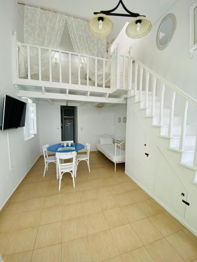 Pontamos Villas Chalki Town Extérieur photo